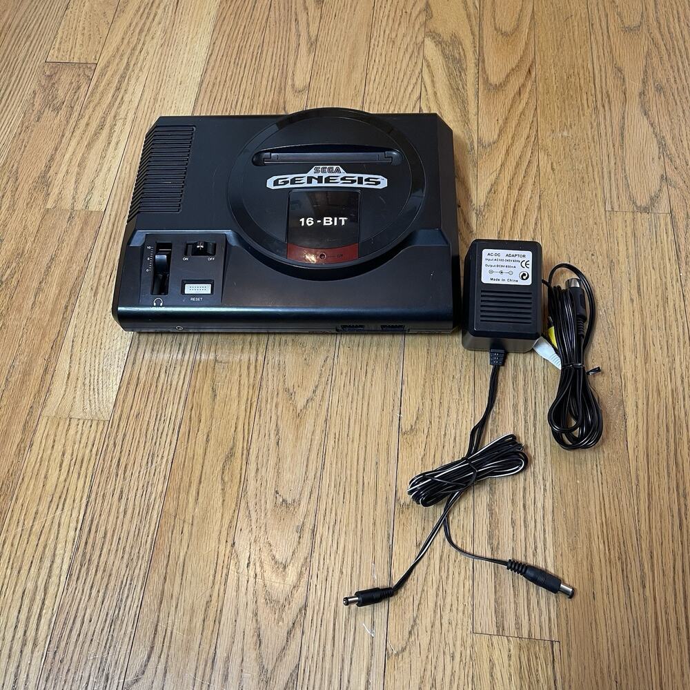 Sega Genesis Model 1601 Gen 1 Console System Bundle - Tested and Works